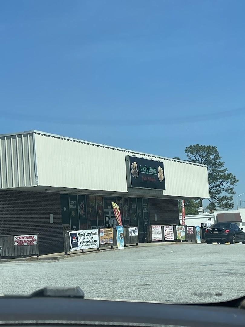 Lucky Break Grill & Billiards